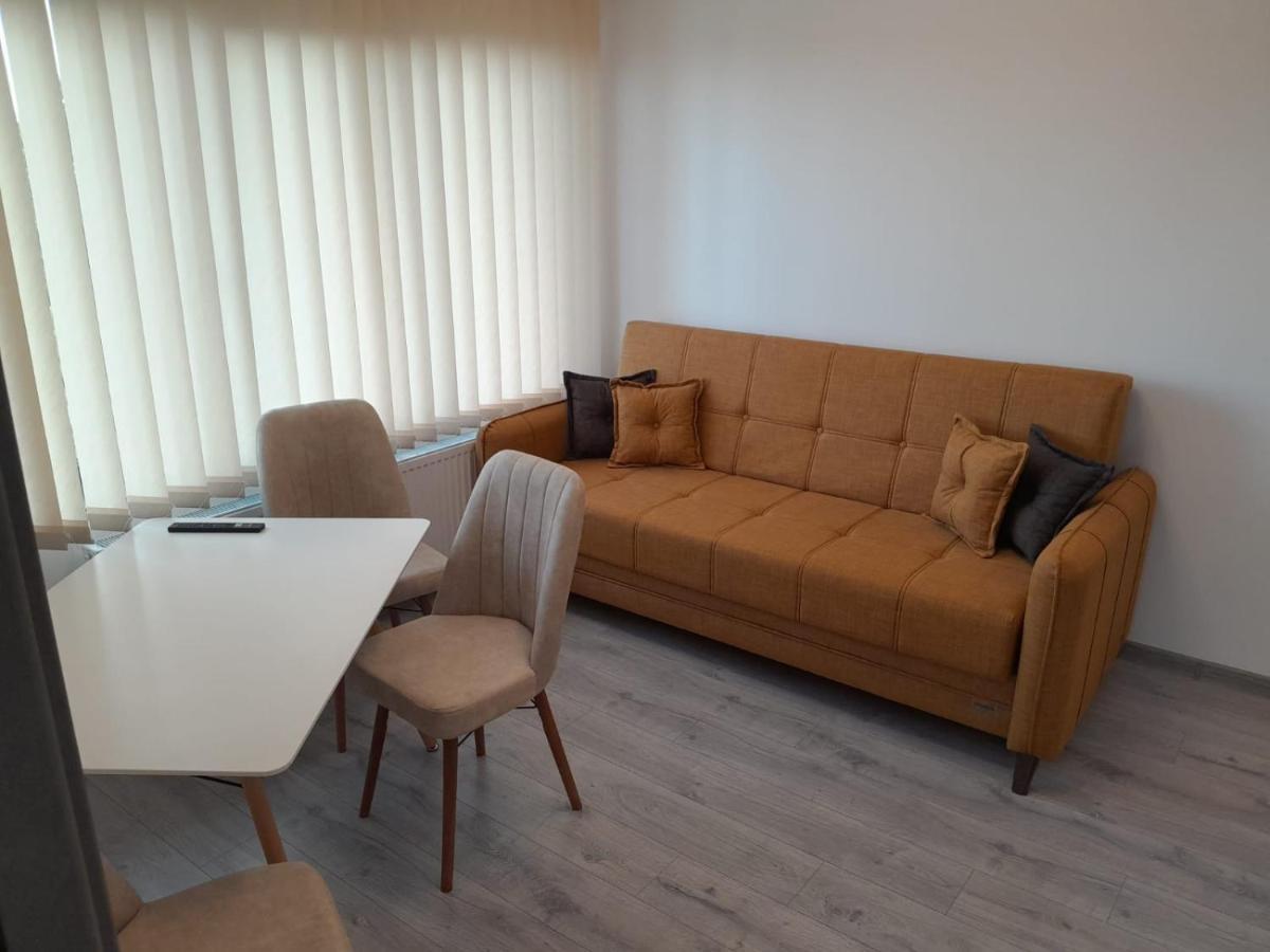 Apartament 3 Camere, Targu Neamt Et4 외부 사진